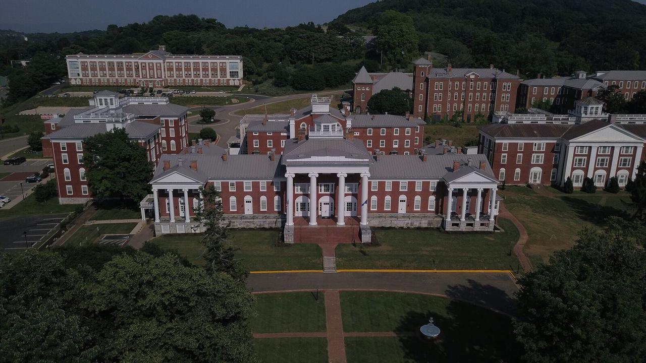 The Blackburn Inn And Conference Center Staunton Exterior foto